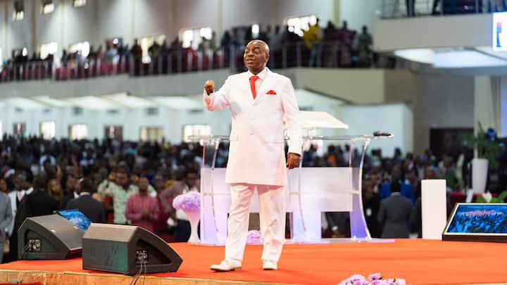 “I saw Bishop David Oyedepo in hell and people following him” female prophet warns (video)