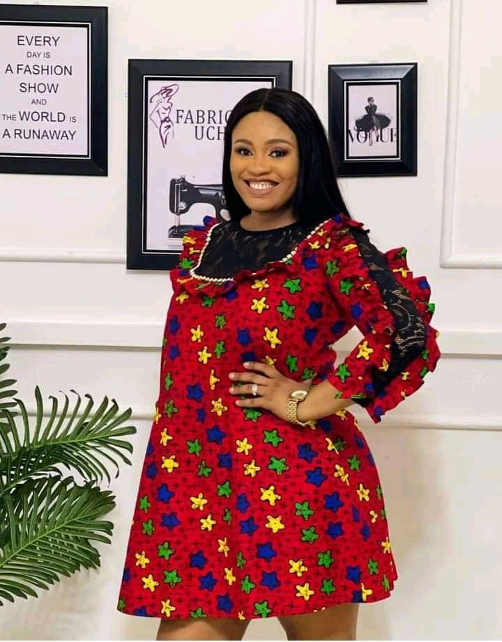 Gorgeous Ankara Short Gowns Fashionistas Can Add To Their Wardrobe Collections