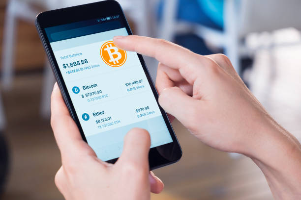 Regulators Criticise Crypto Firms Venturing into Banking