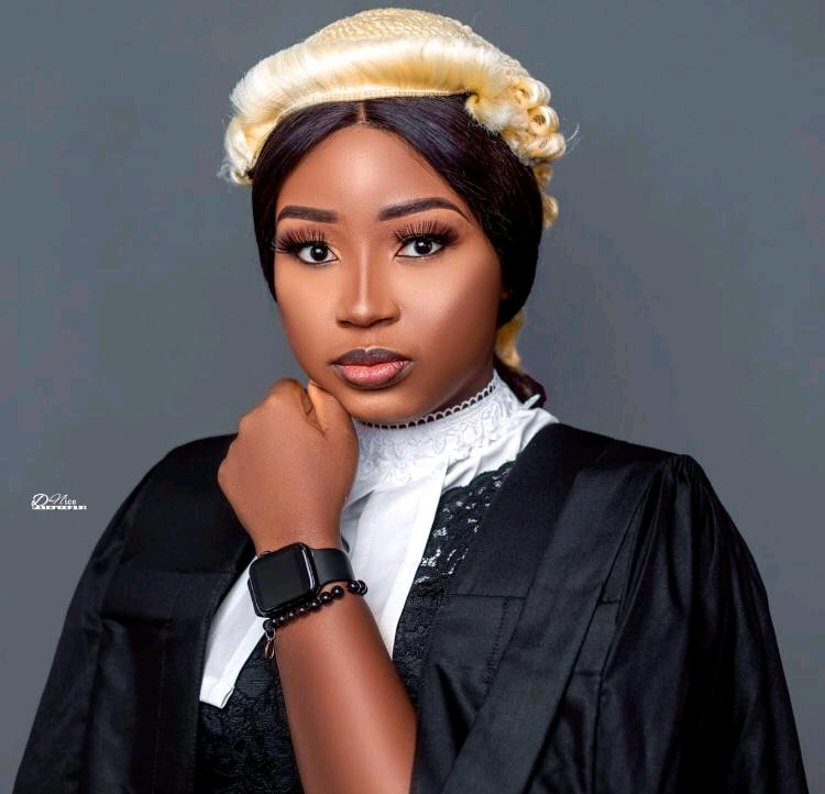 Beautiful lady bags first class at Nigerian Law school