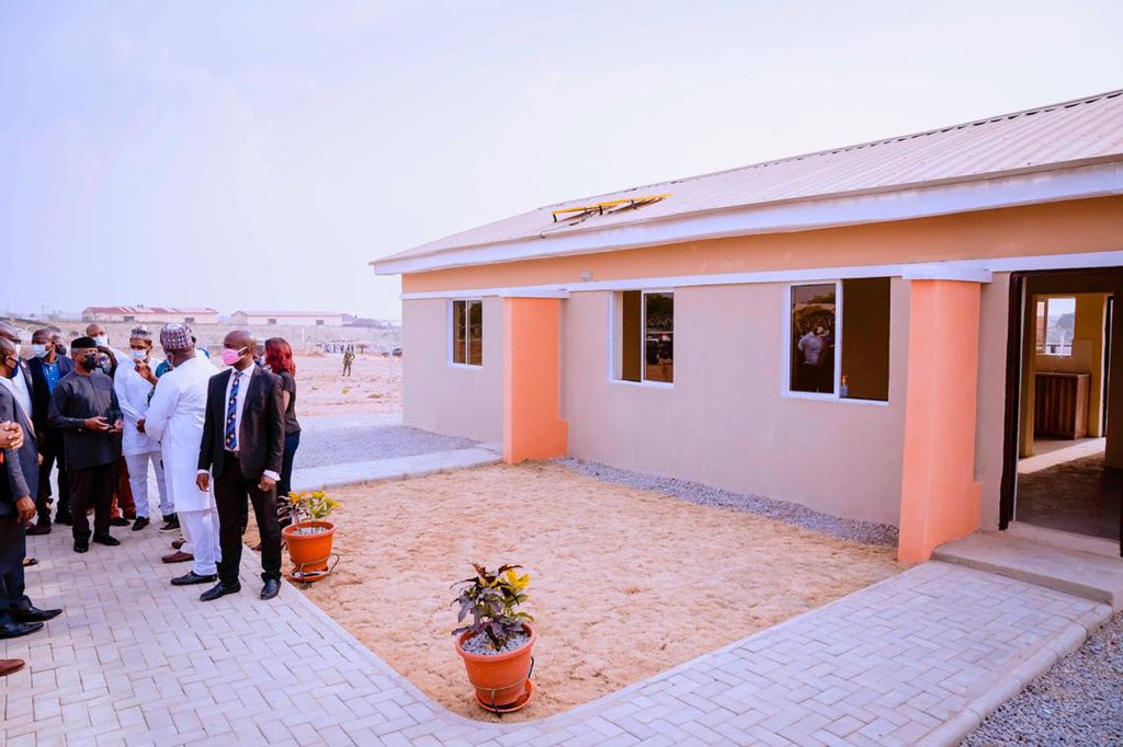 FG, Cement Manufacturers Agree On Discount Charge For 300,000 Low Cost Houses