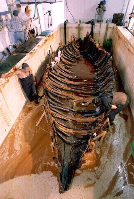 Discovery Of Galilee Boat From Jesus’ Time Proves Bible Accurate (Video, Photos)