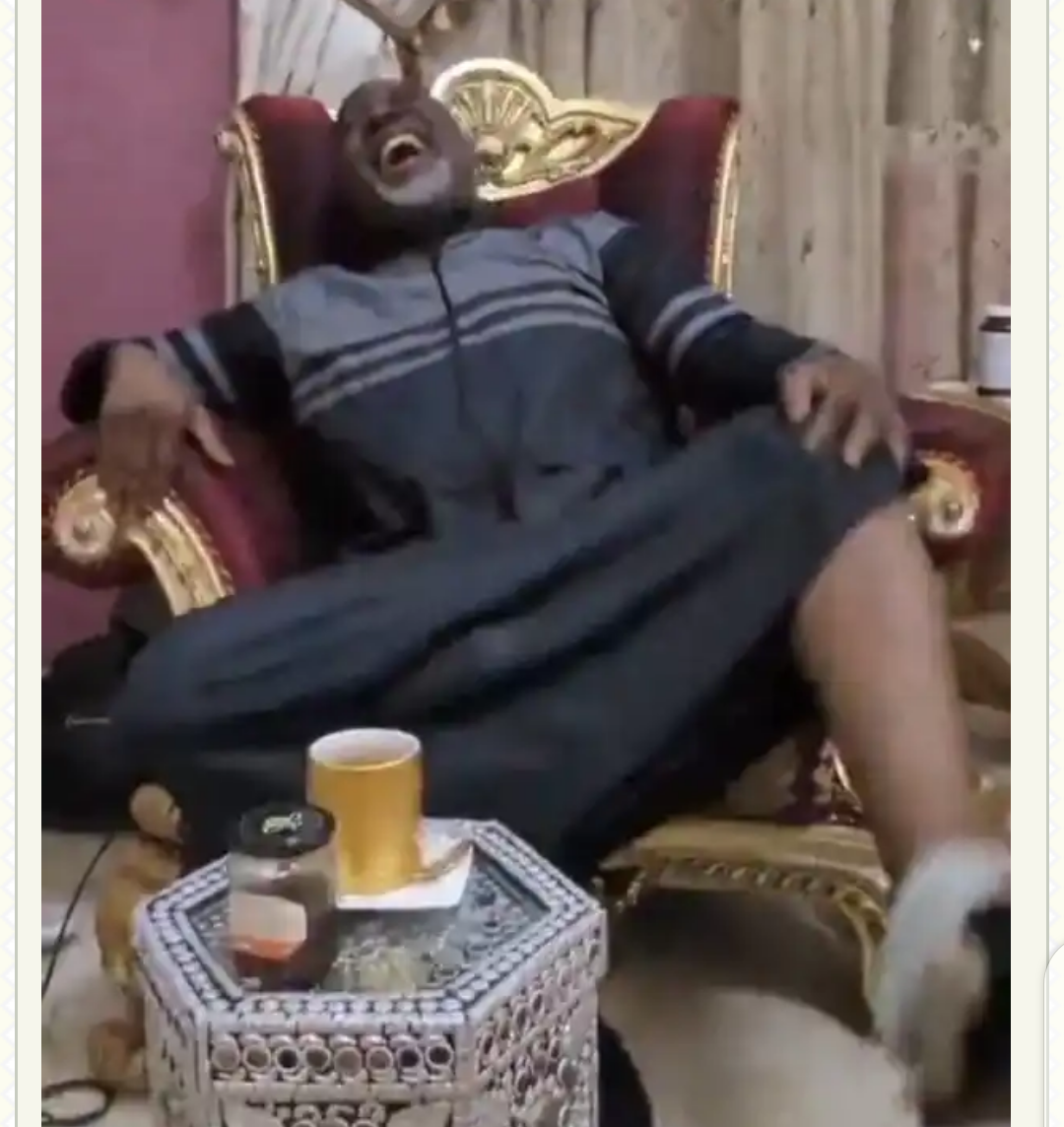 Dino Melaye Mocks Manchester United: Pictures & Video