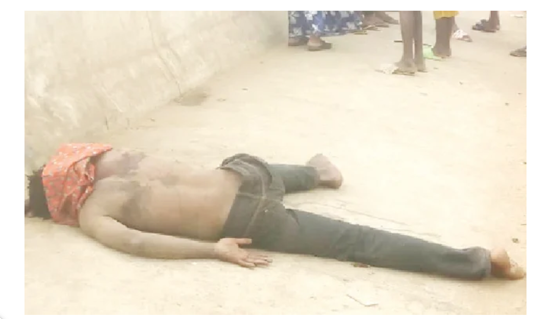 Man Faking Madness Caught With ₦250,000, Three Iphones, Women Underwear In Ogun (Pix)